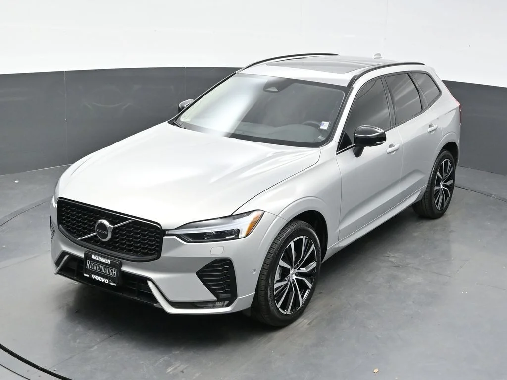 Certified Used 2023 Silver Dawn Volvo Plus image 28