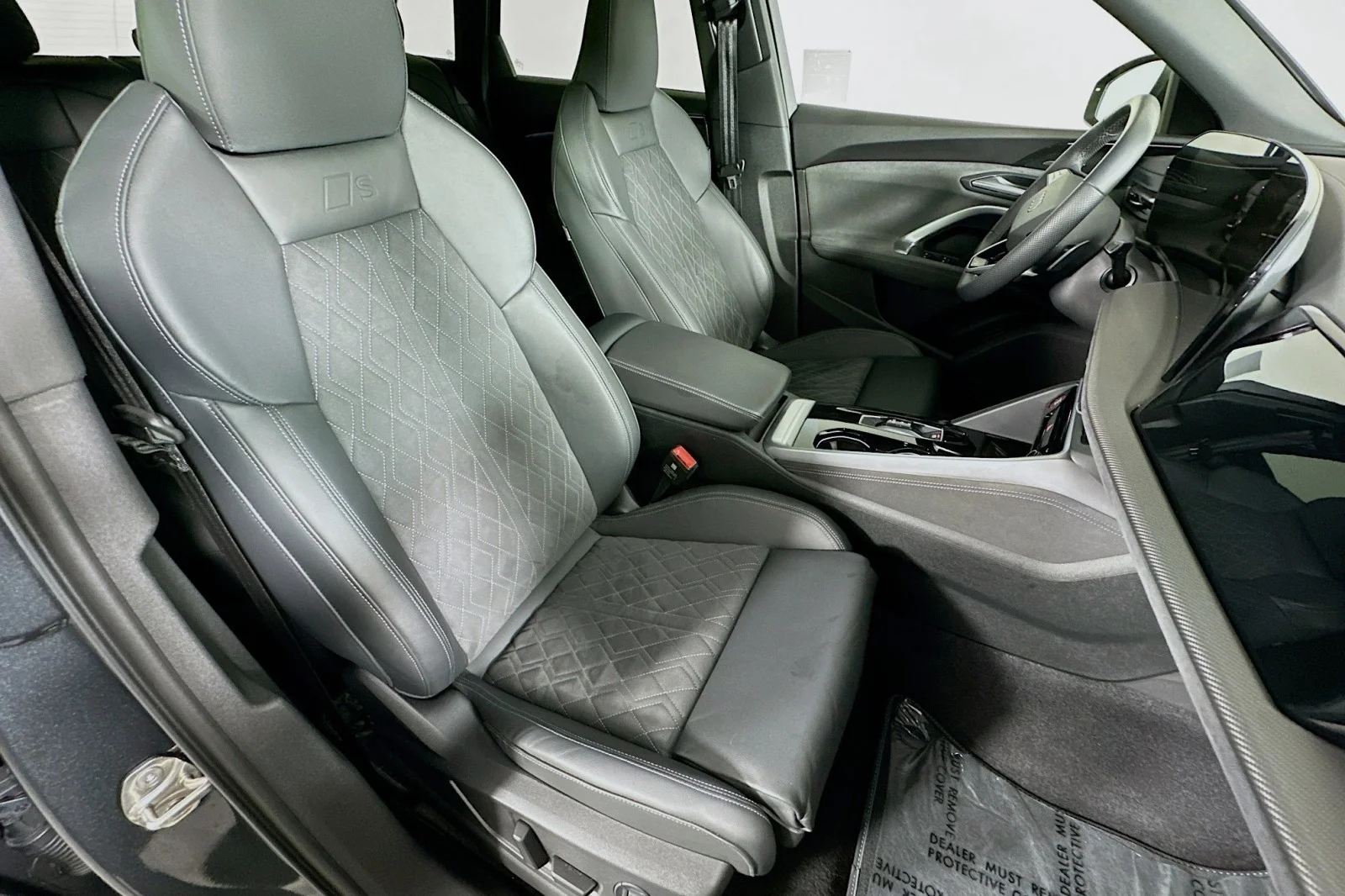Used 2025 Daytona Gray Pearl Effect Audi Premium Plus image 8