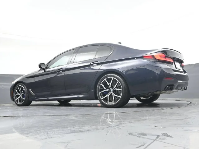2023 BMW 5 Series M550i - Photo 35