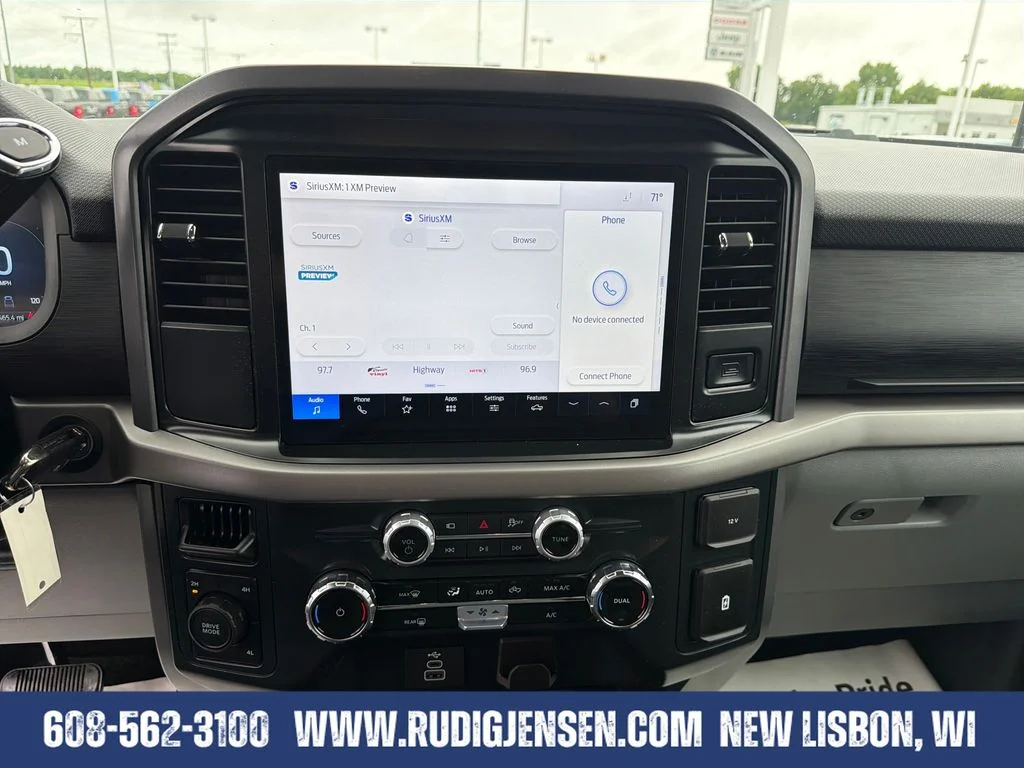 Used 2025 Gray Ford XLT image 17
