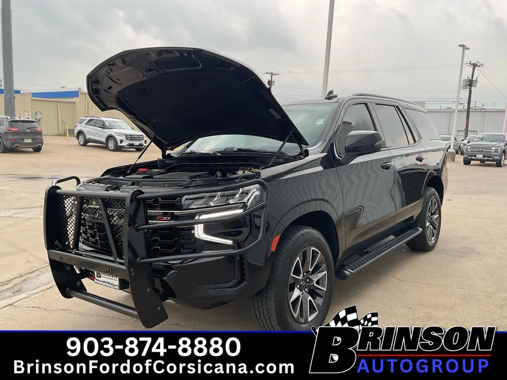 Used 2022 Black Chevrolet Z71 image 12