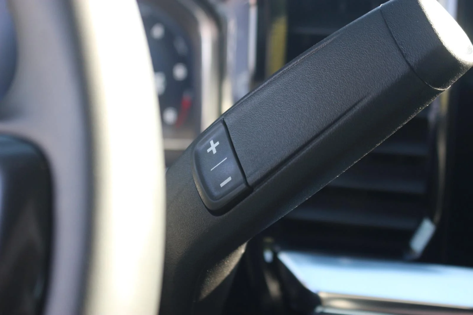Used 2025 Black Chevrolet High Country image 31