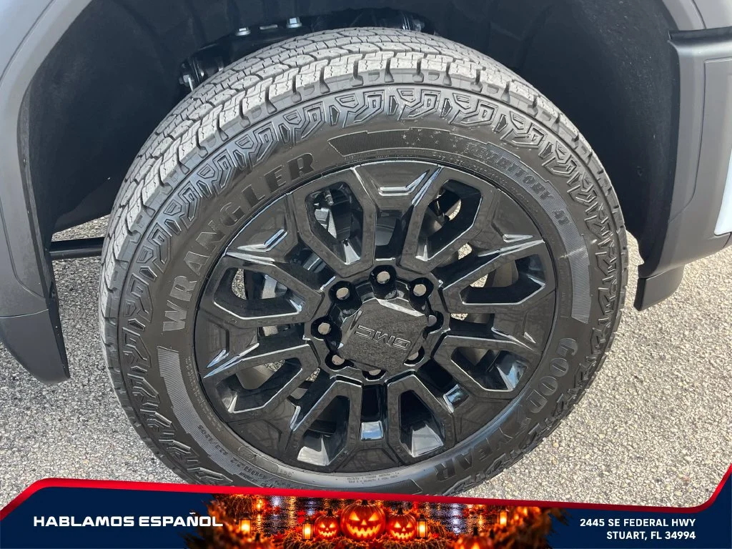 New 2026 Glacier White Tricoat GMC Denali image 21