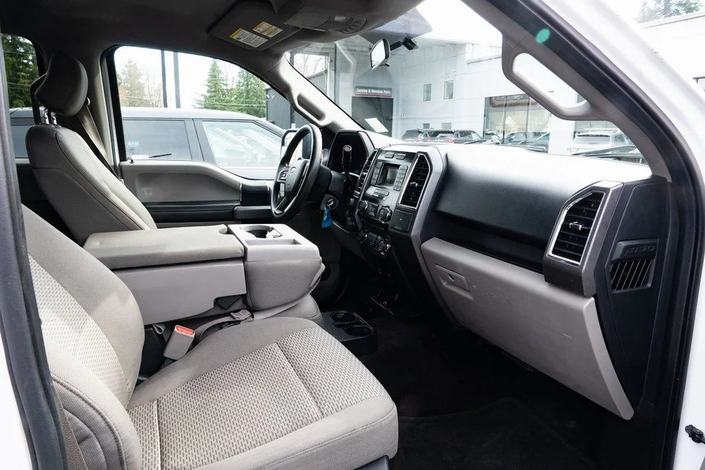 Used 2016 White Ford XLT image 24