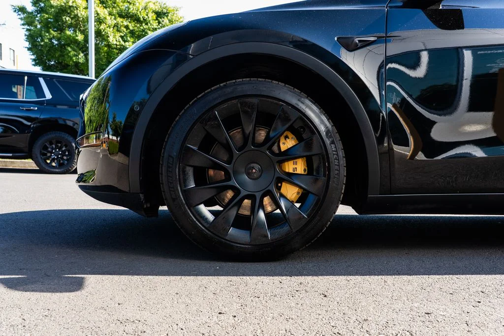 Used 2022 Black Tesla Long Range image 7