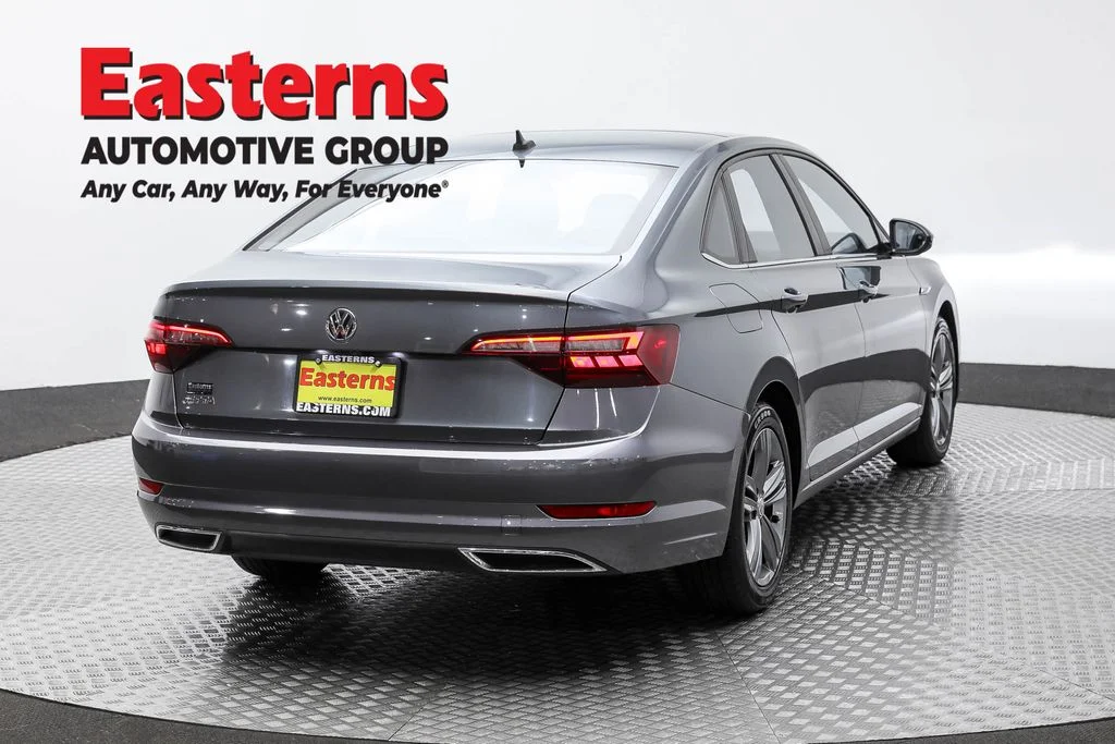 Used 2021 Gray Volkswagen R-Line image 5