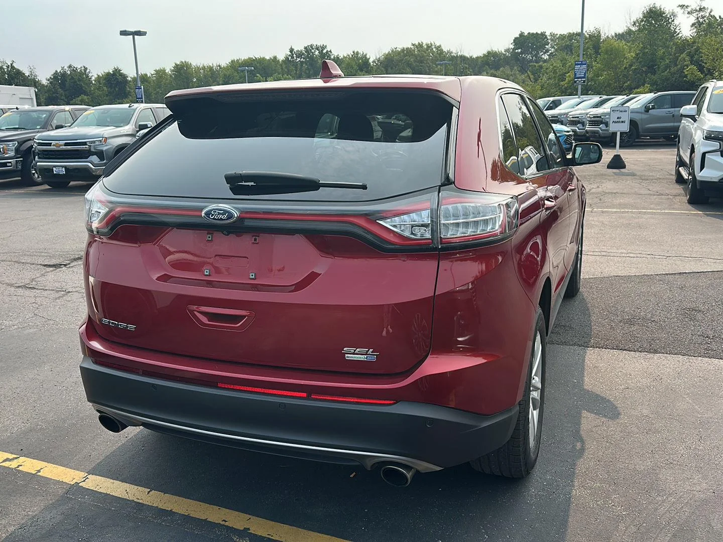 Used 2018 Ruby Red Metallic Tinted Clearcoat Ford SEL image 2