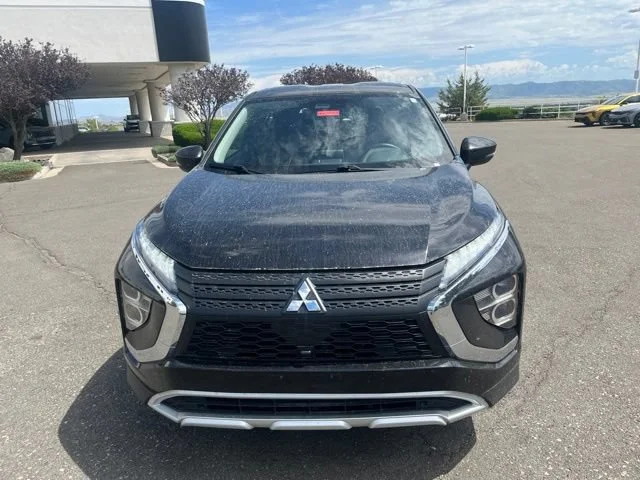 Used 2026 Black Mitsubishi  image 3