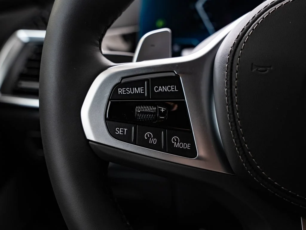 New 2027 Dravit Grey Metallic BMW xDrive40i image 31