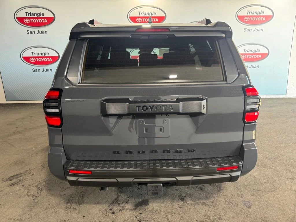 New 2026 Gray Toyota SR5 image 5