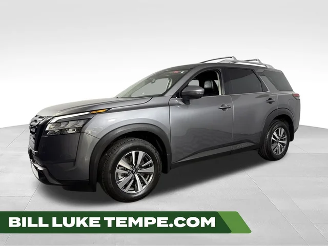 2024 Nissan Pathfinder SL