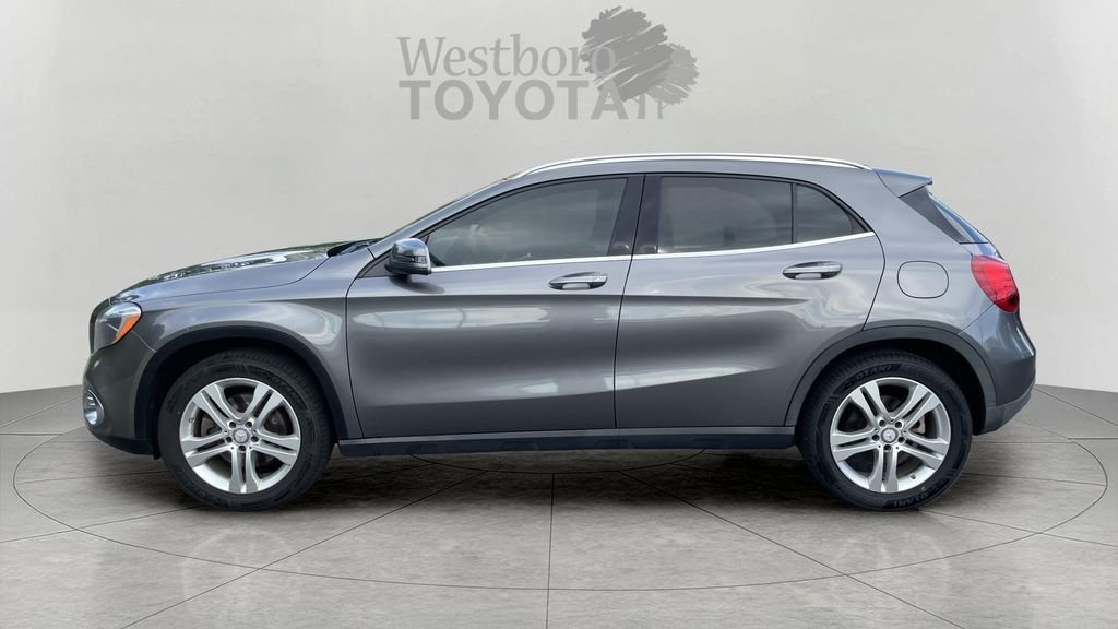 Used 2018 Gray Mercedes-Benz GLA 250 image 4