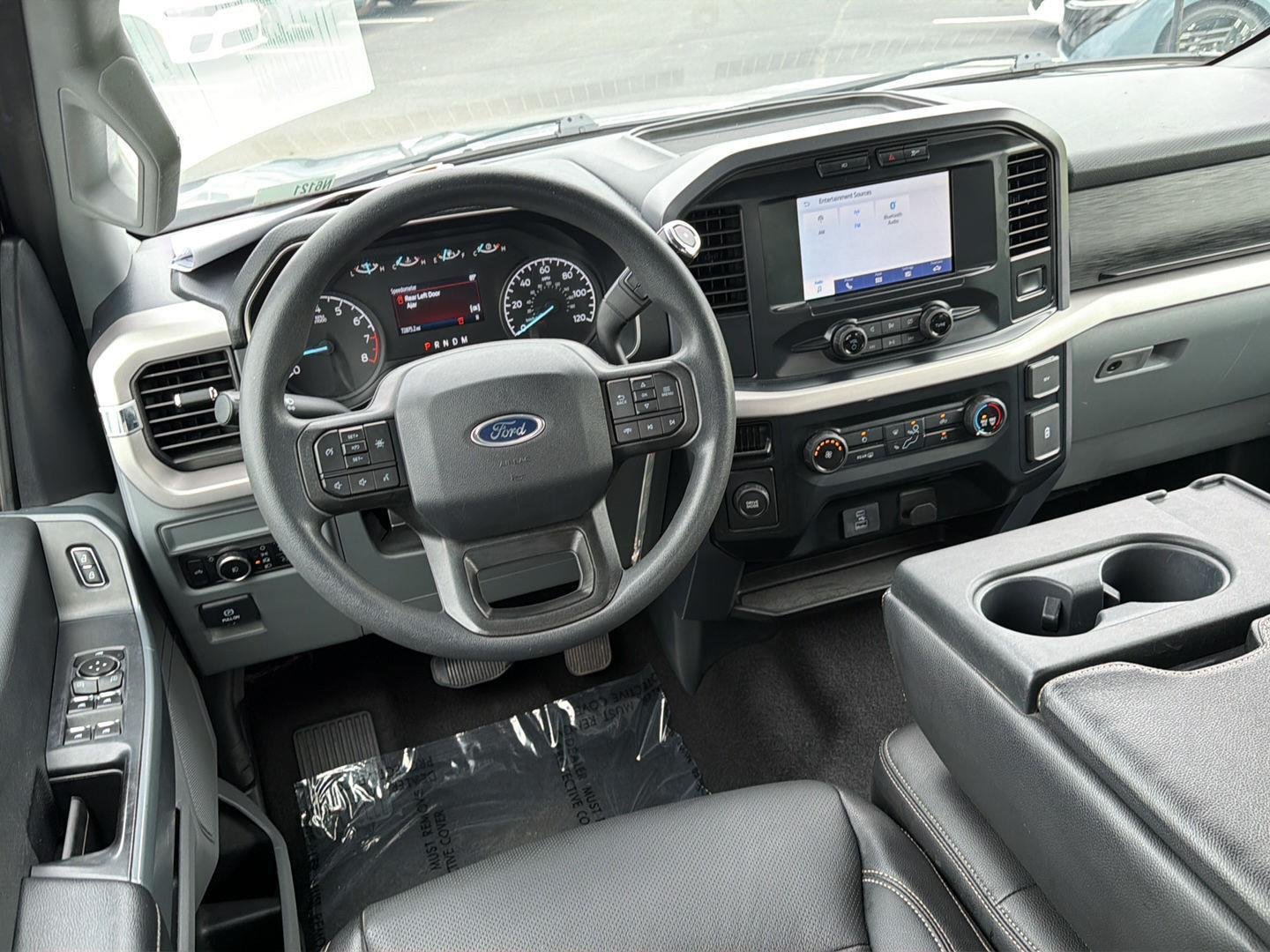 Used 2023 Iconic Silver Ford XLT image 18