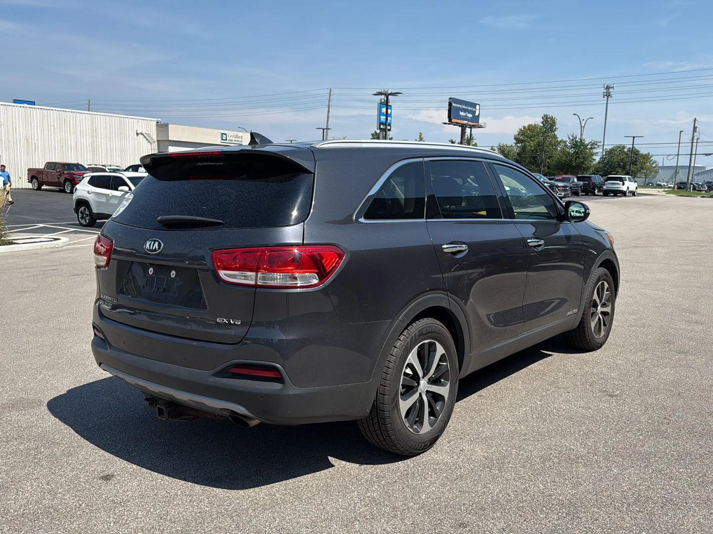 Used 2018 Platinum Graphite Kia EX V6 image 3