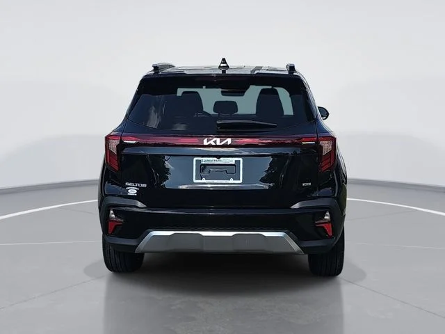 Used 2024 Black Kia SX image 4