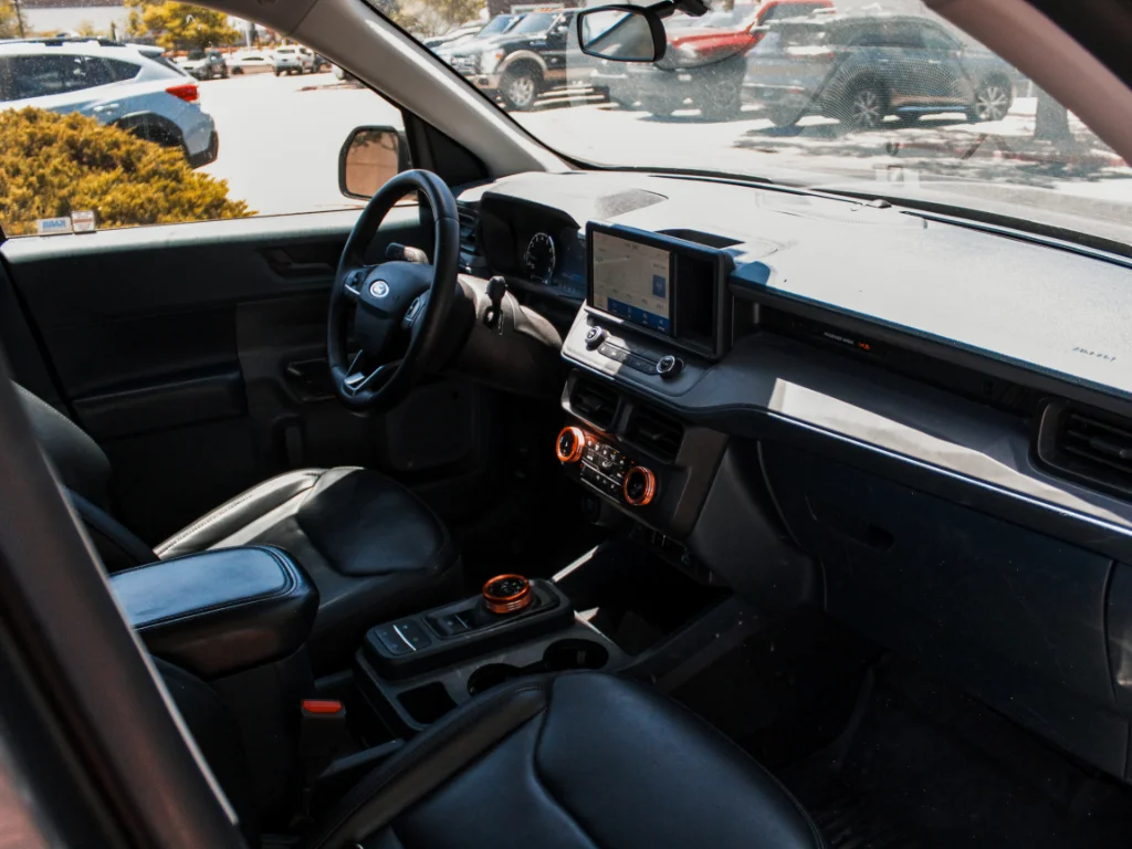 Used 2024 Gray Ford Lariat image 27