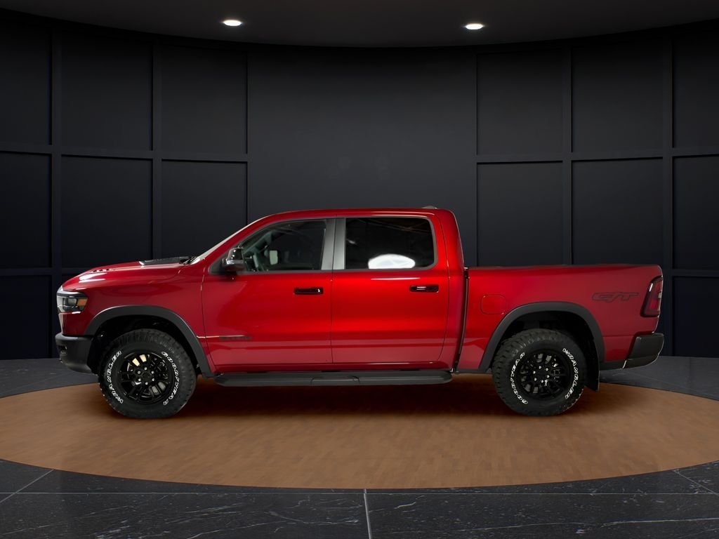 New 2026 Molten Red Pearl-Coat Exterior Paint RAM Rebel image 4