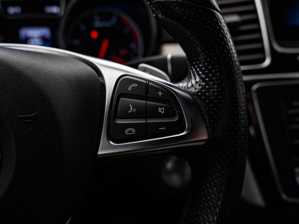 Used 2019 Black Mercedes-Benz GLE 43 AMG® image 30