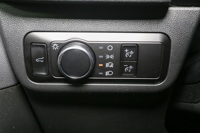 Used 2023 Silver Ford Active image 36