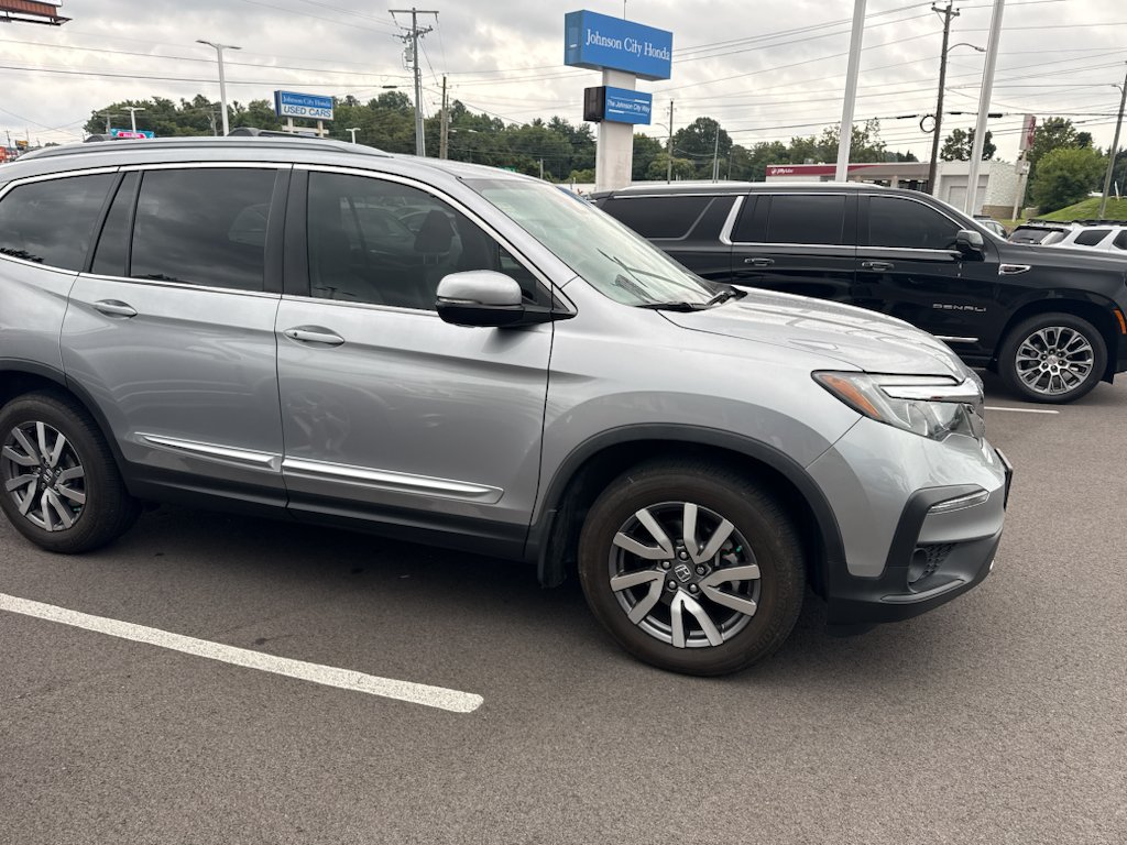 Used 2019 Lunar Silver Metallic Honda EX-L image 8