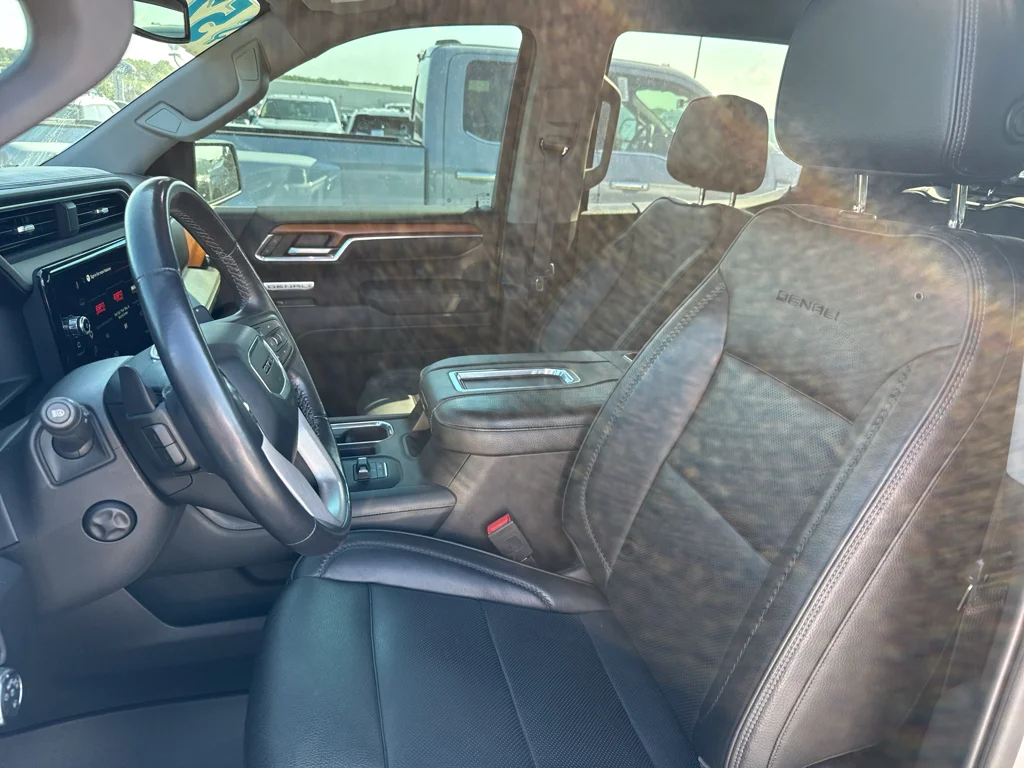 Used 2022 Quicksilver Metallic GMC Denali image 13