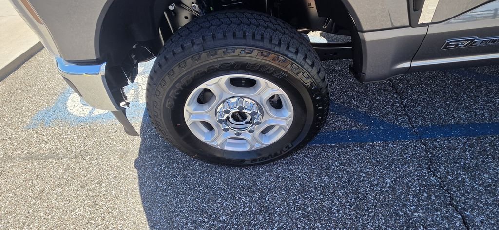 New 2026 Carbonized Gray Metallic Ford F-250® XLT image 10