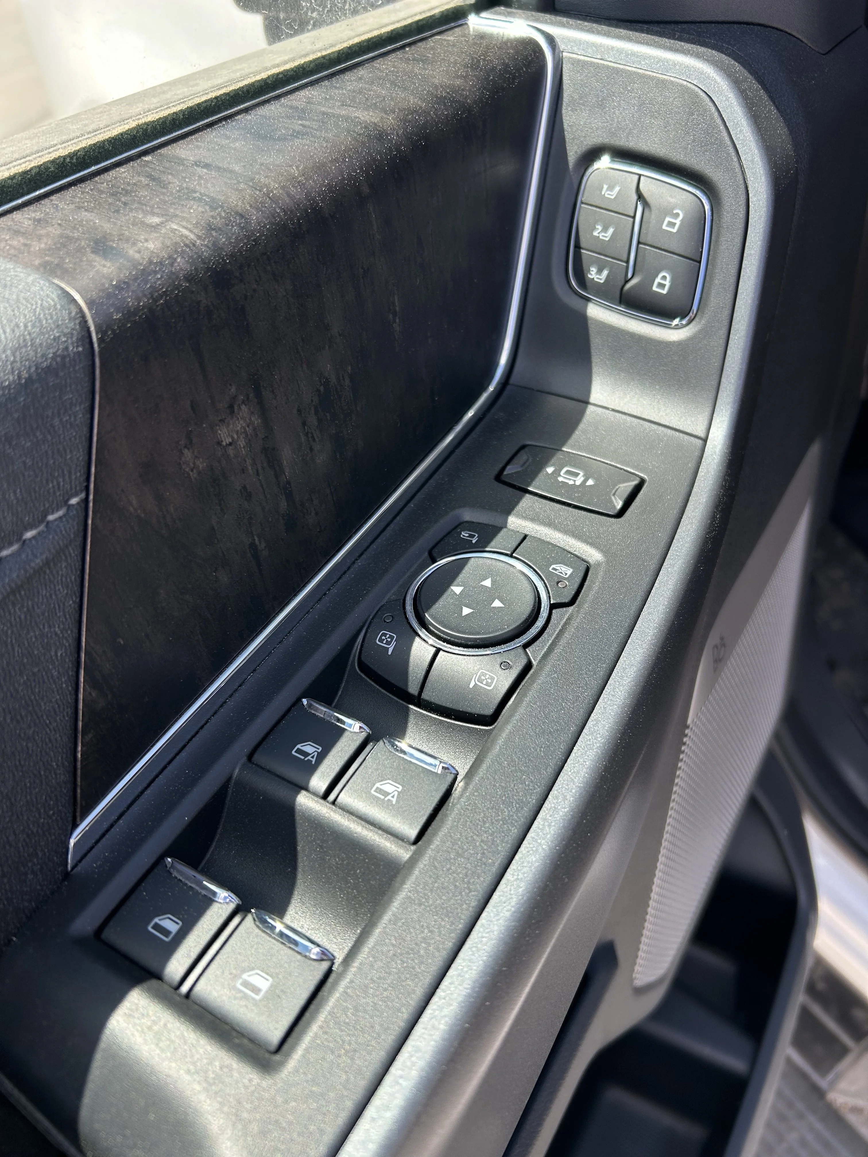 2026 Ford F-350 Super Duty Lariat - Photo 15