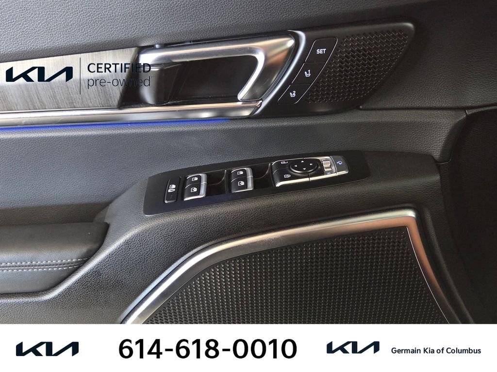 Used 2024 Black Kia SX-Prestige image 25