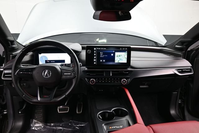 Used 2024  Acura Base image 15