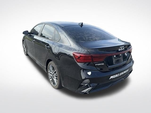 Used 2023 Black Kia GT-Line image 3