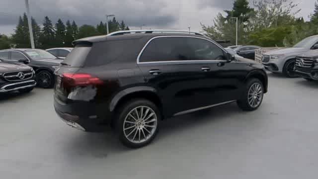 Used 2025 Black Mercedes-Benz GLE 580 image 8