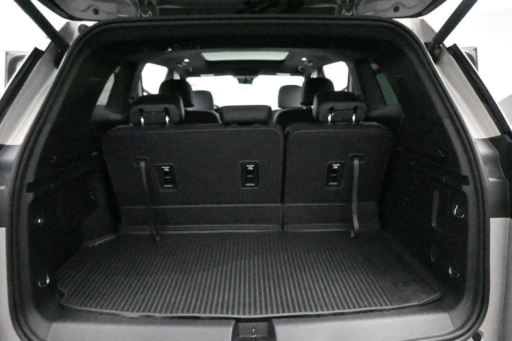 2027 GMC Acadia AT4 - Photo 25