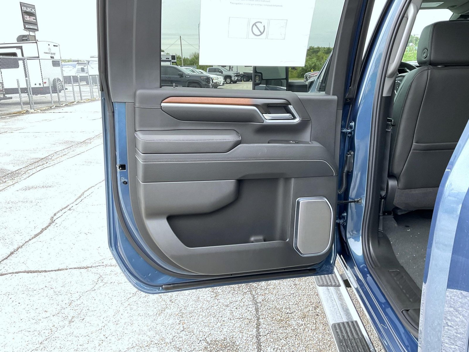 2026 GMC Sierra 3500HD Denali - Photo 20