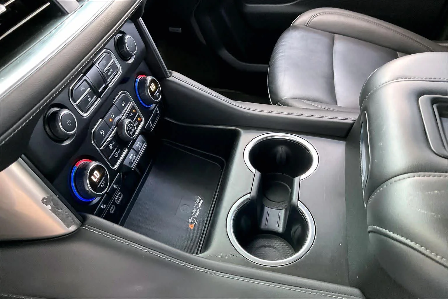 Used 2024 Summit White Chevrolet Z71 image 33