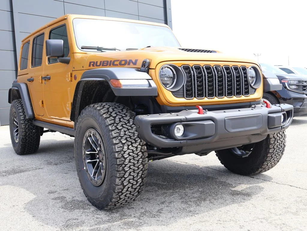 New 2026 Goldilocks Exterior Paint Jeep Rubicon image 6