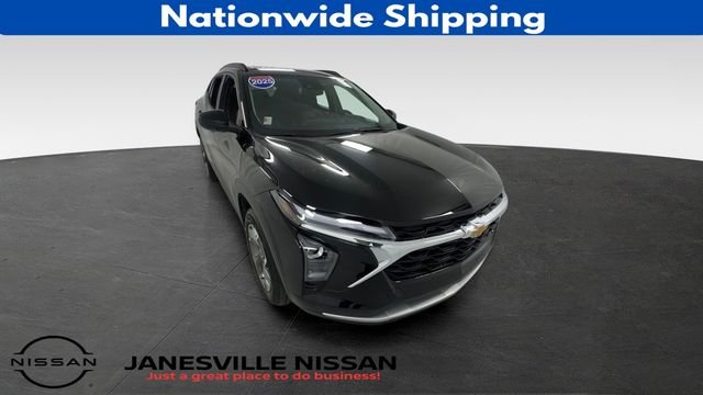 2025 Chevrolet Trax LT's photo