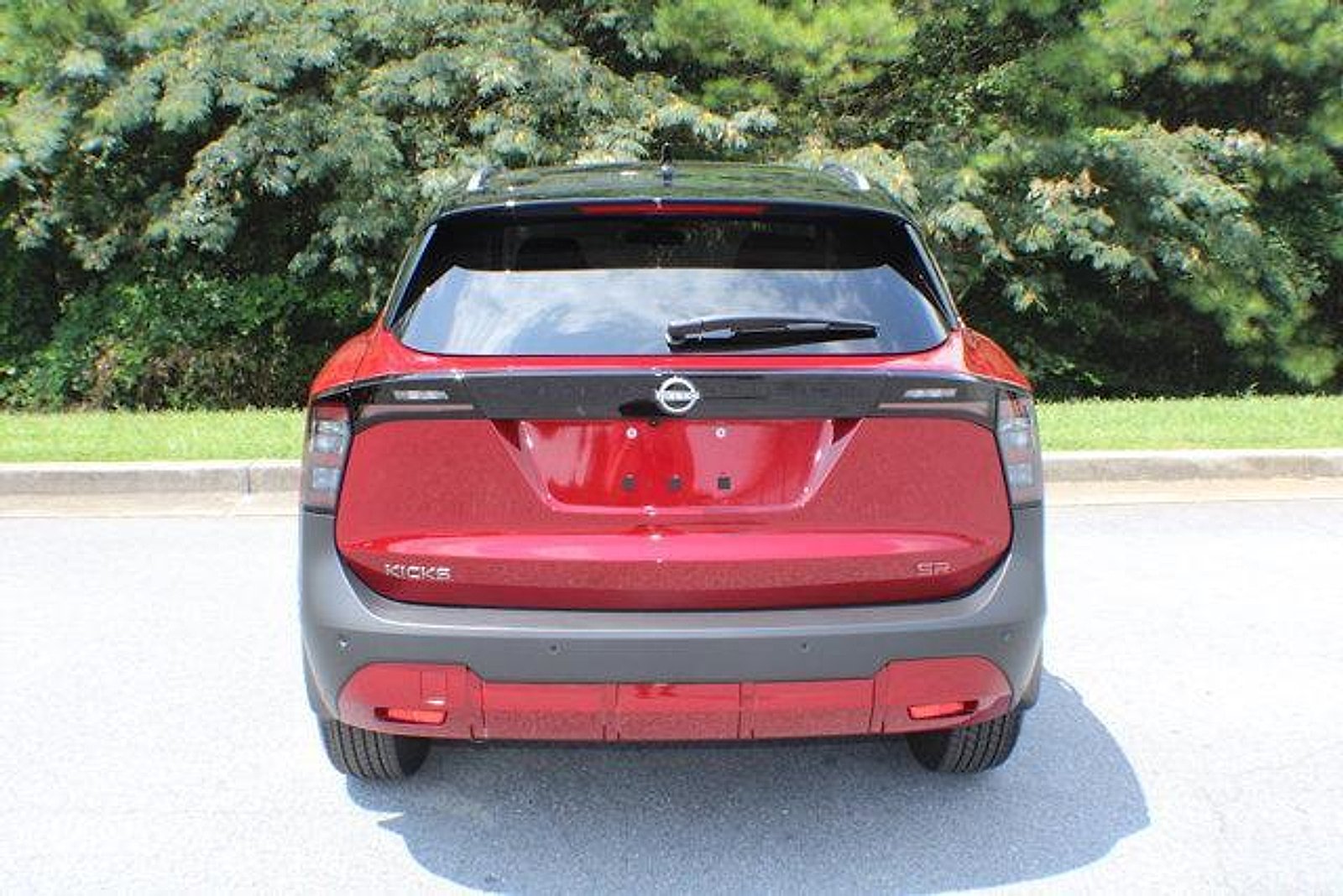 2025 Nissan Kicks SR - Photo 12