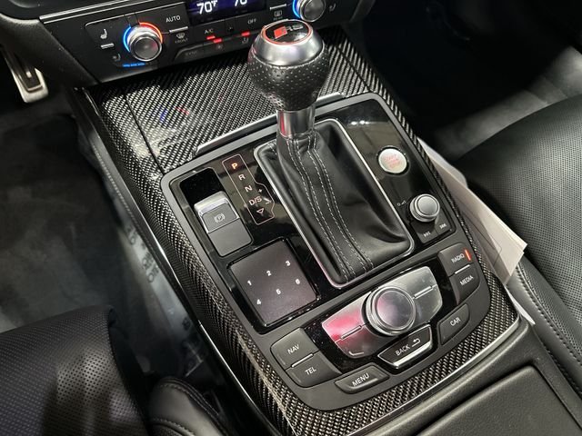 Used 2014  Audi 4.0T Prestige image 27
