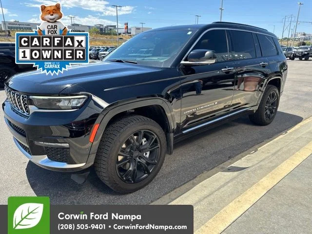 Used 2024 Black Jeep Summit image 3