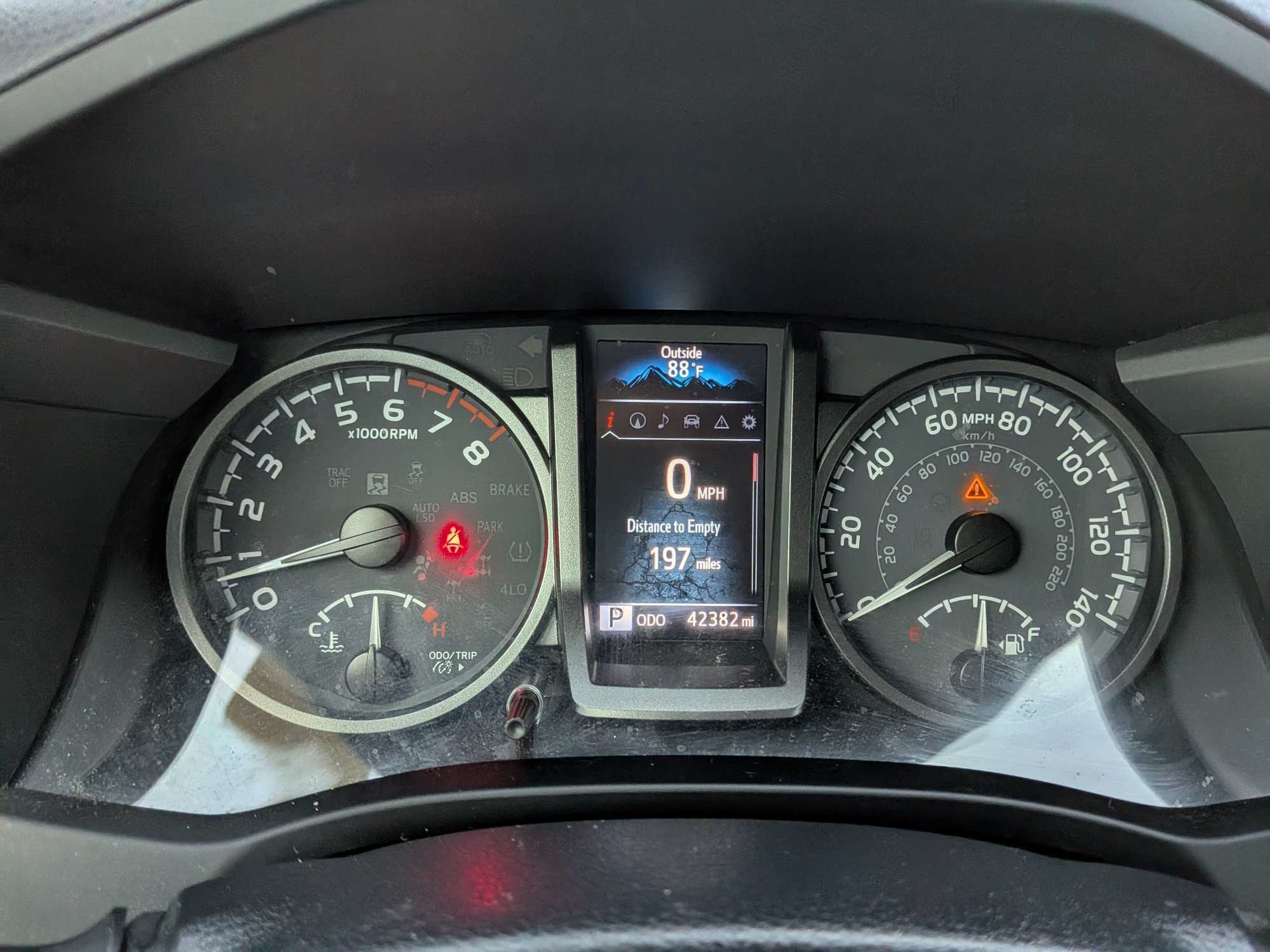 Used 2022  Toyota  image 32
