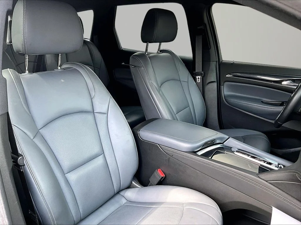 Used 2023 Black Buick Essence image 7