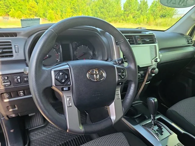 Used 2020 Black Toyota SR5 image 16