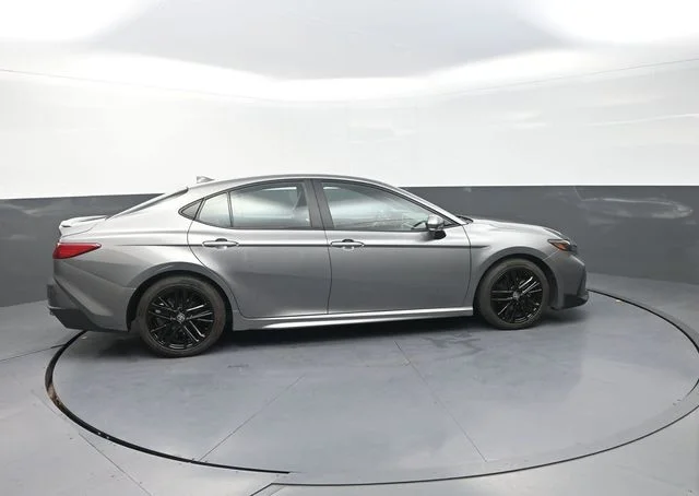 Used 2025  Toyota SE image 9