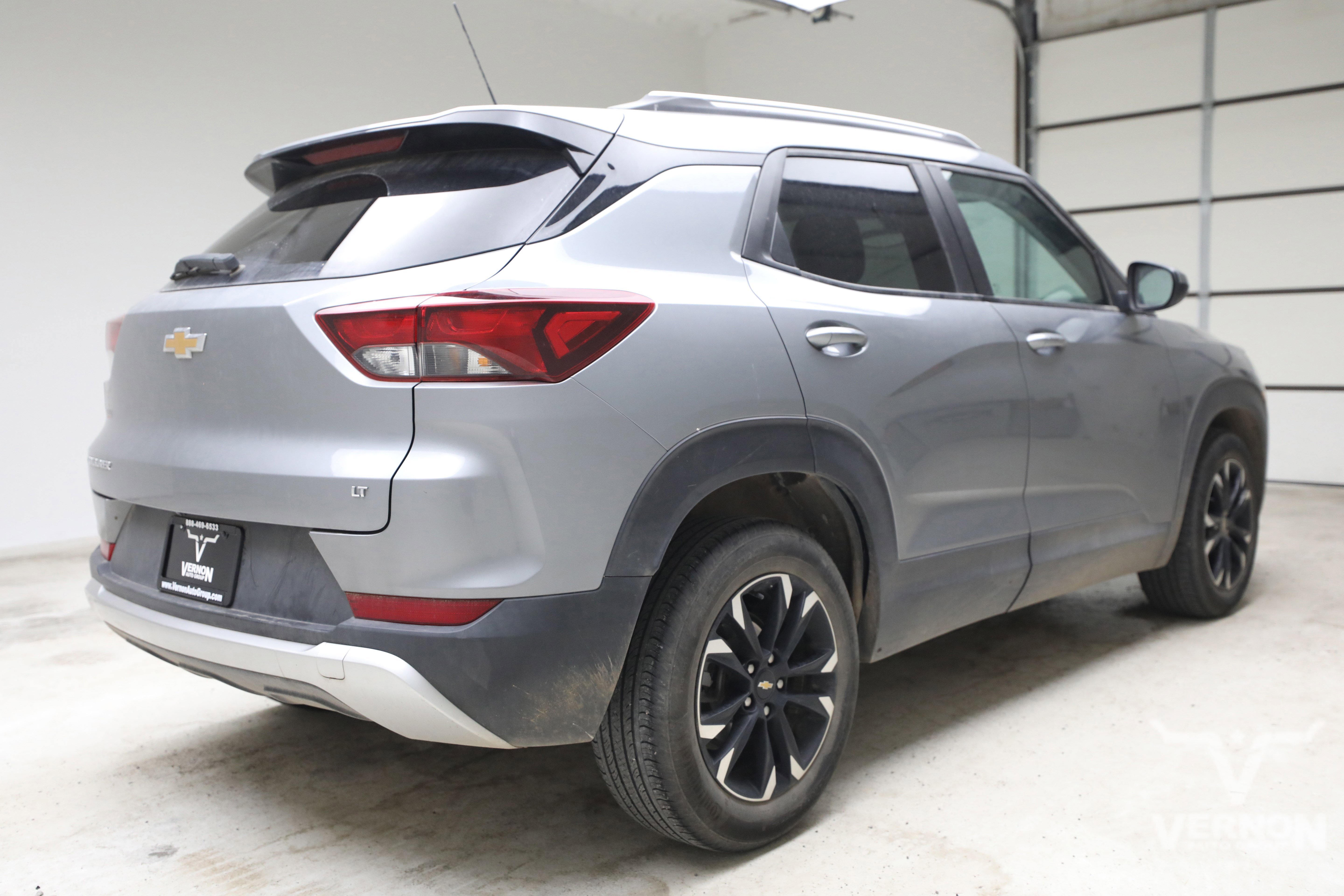 Used 2023 Sterling Gray Metallic Chevrolet Y image 4