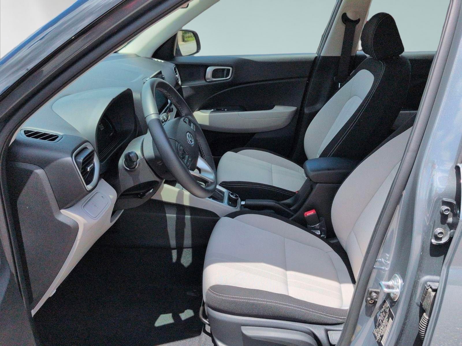 Used 2026 Ecotronic Gray Hyundai SEL image 25