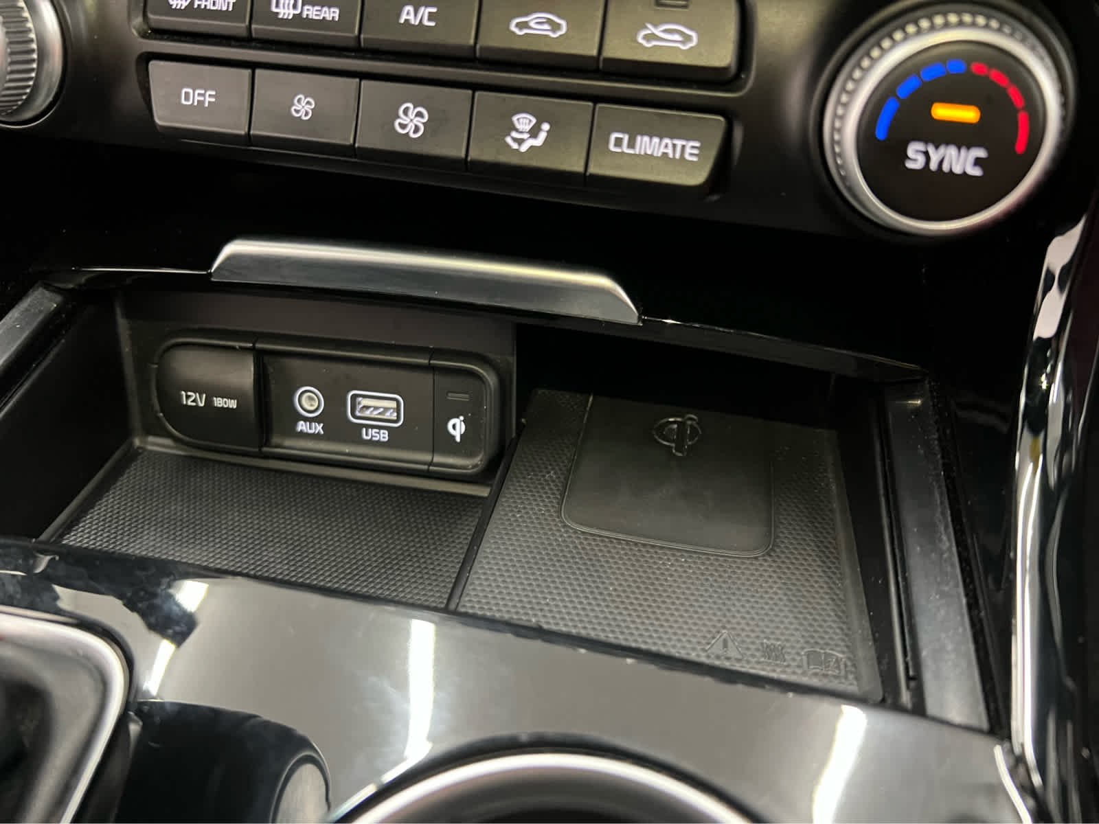 Used 2021 Aurora Black Kia GT-Line image 25
