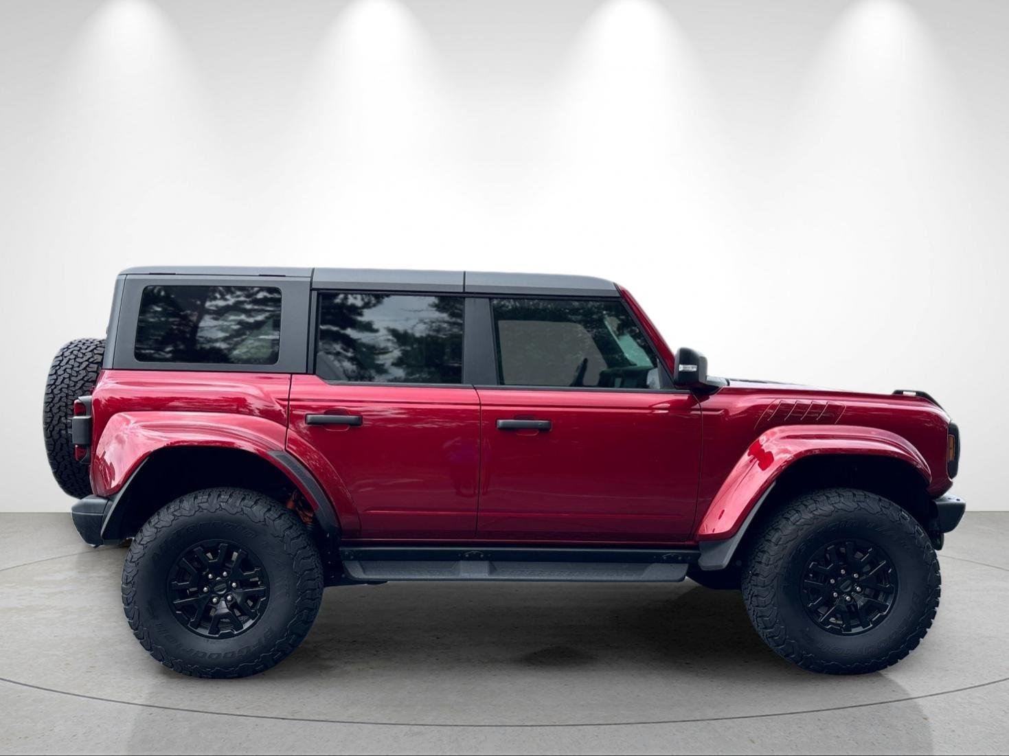 Used 2025 Ruby Red Metallic Tinted Clearcoat Ford Raptor image 6