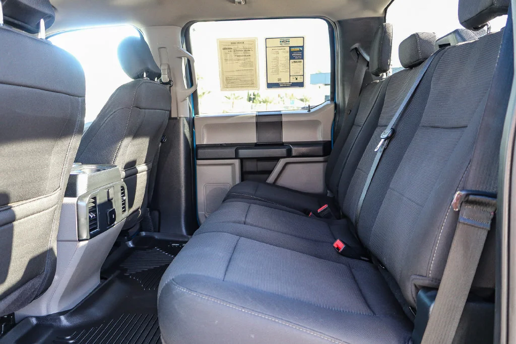 Used 2020 Blue Ford XL image 25