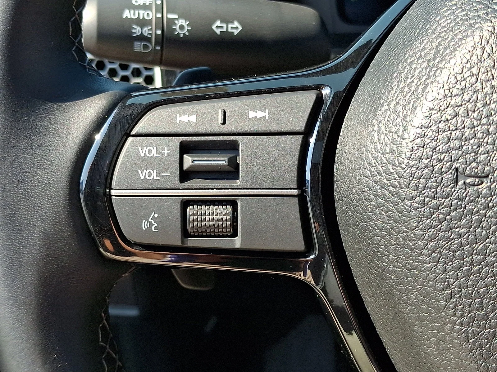 2025 Honda Civic Sport Touring - Photo 51