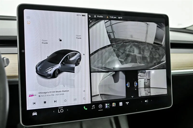 Used 2023 GRAY Tesla  image 24